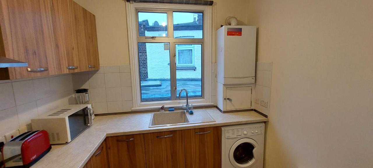 Family Friendly 3 Bedroom Flat Zone 2 - Children Stay Free! ลอนดอน ภายนอก รูปภาพ